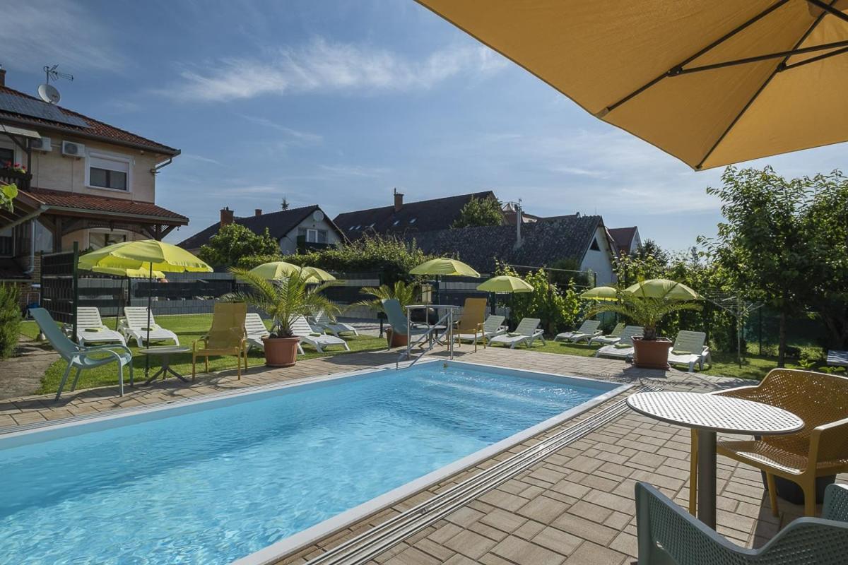 Acs Apartman Hévíz Kültér fotó