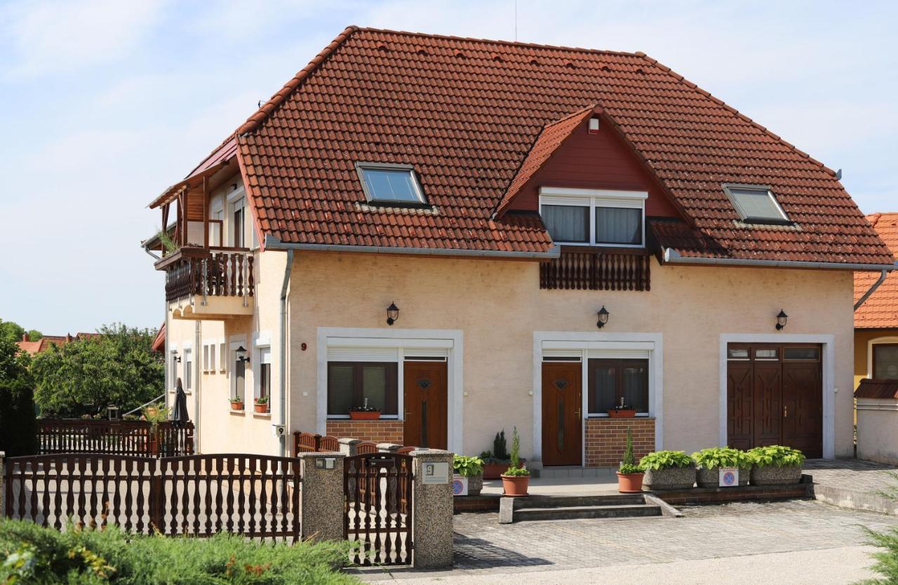 Acs Apartman Hévíz Kültér fotó